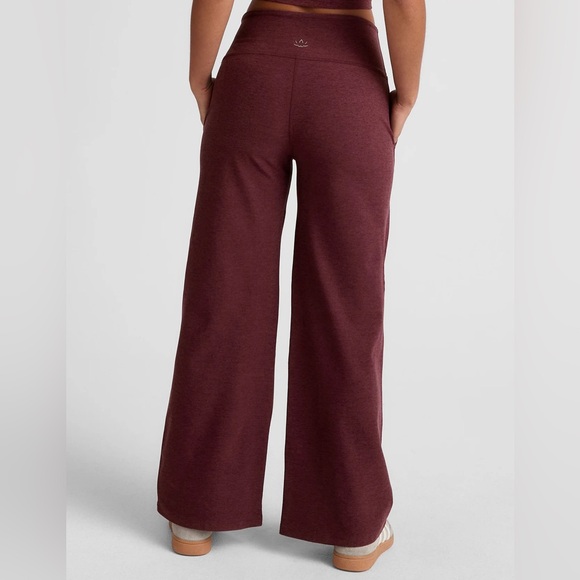 Beyond Yoga Spacedye Laid Back Wide Leg High Rise Pants 28" Burgundy Size Small - Picture 9 of 11
